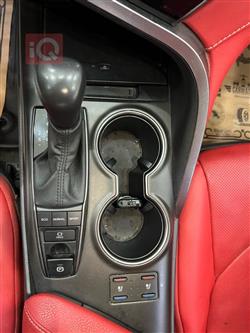 تۆیۆتا کامری